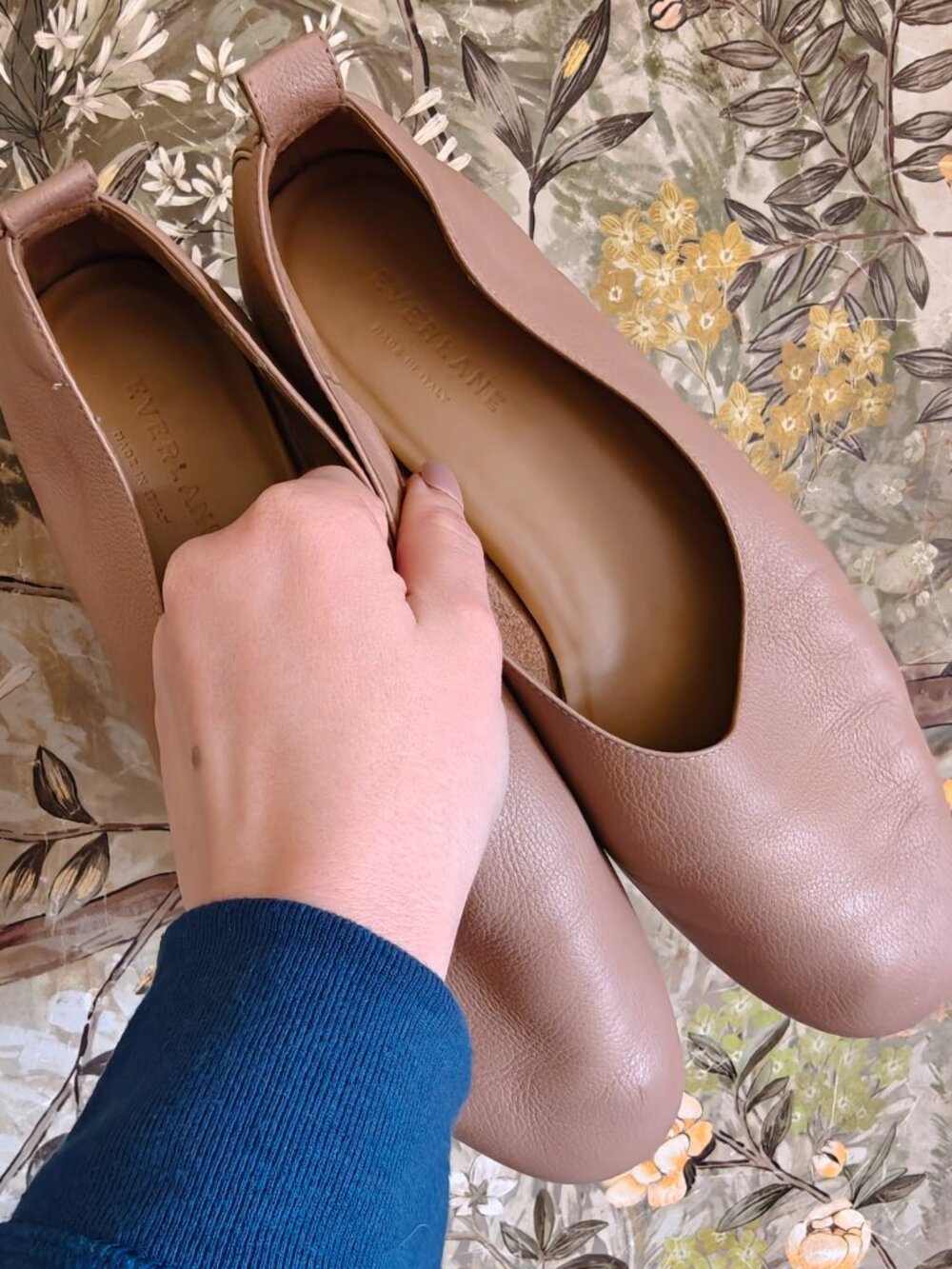 Everlane Original Italy Day Glove Leather Ballet Flat in Tan Sz. 8.5